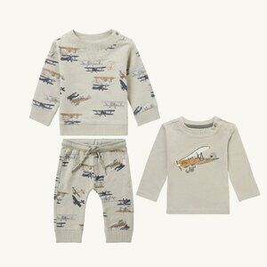 NWT - Organic plane set​​​​